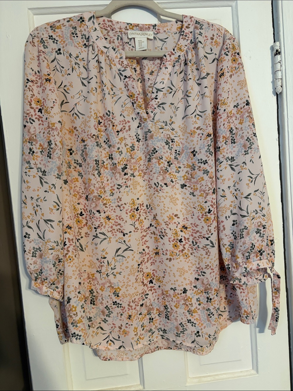 Cynthia Rowley Pale Pink Floral V-Neck Blouse